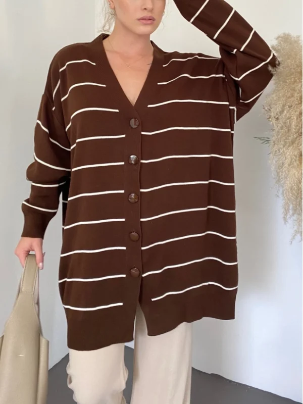 Buttoned Long Knitwear Cardigan -Brown