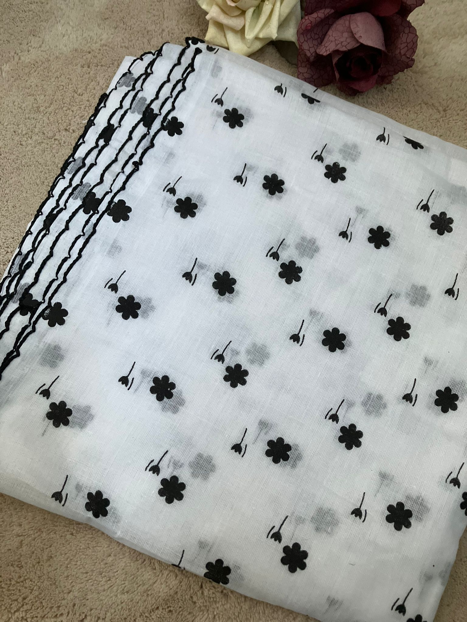 Cotton full-size dupatta with small floral prints for prayer and casual occasions.