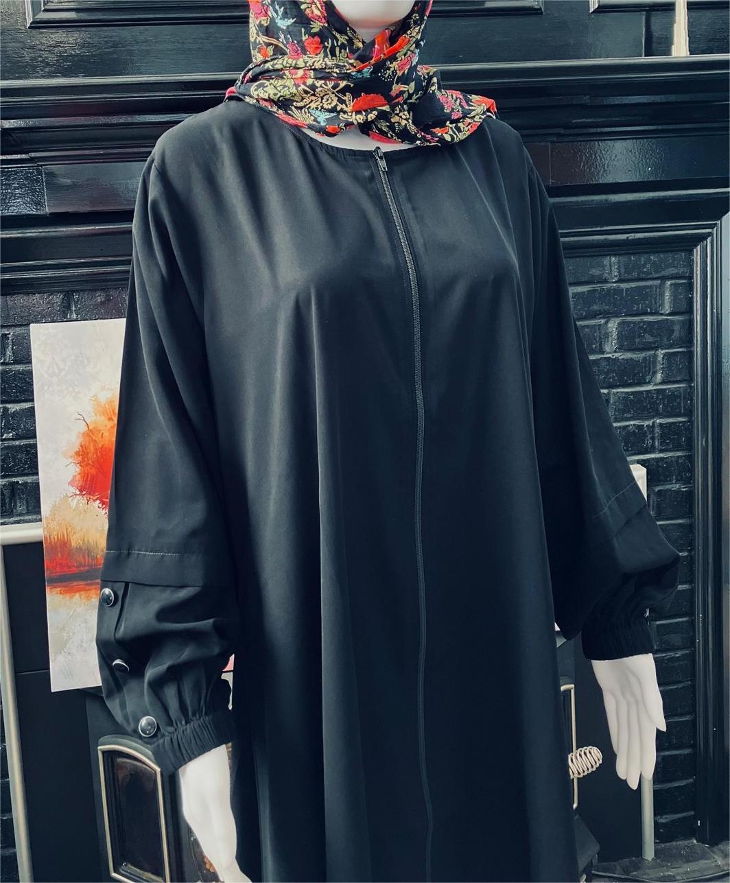 Black Kashibo Abaya with Full-Length Front Zip