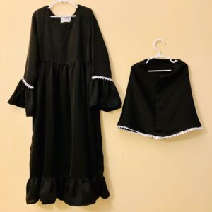 Kids’ Modest Abaya with Khimar – Elegant Islamic Wear – Mumin Collection